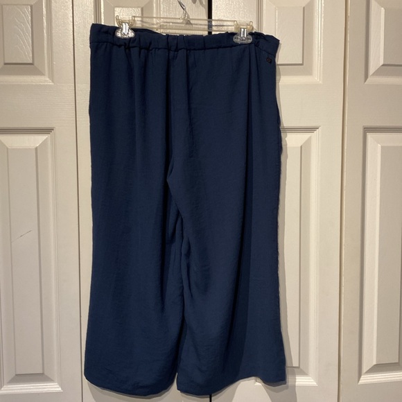 Monk & Lou cropped crepe pant - Sz L - Picture 3 of 4